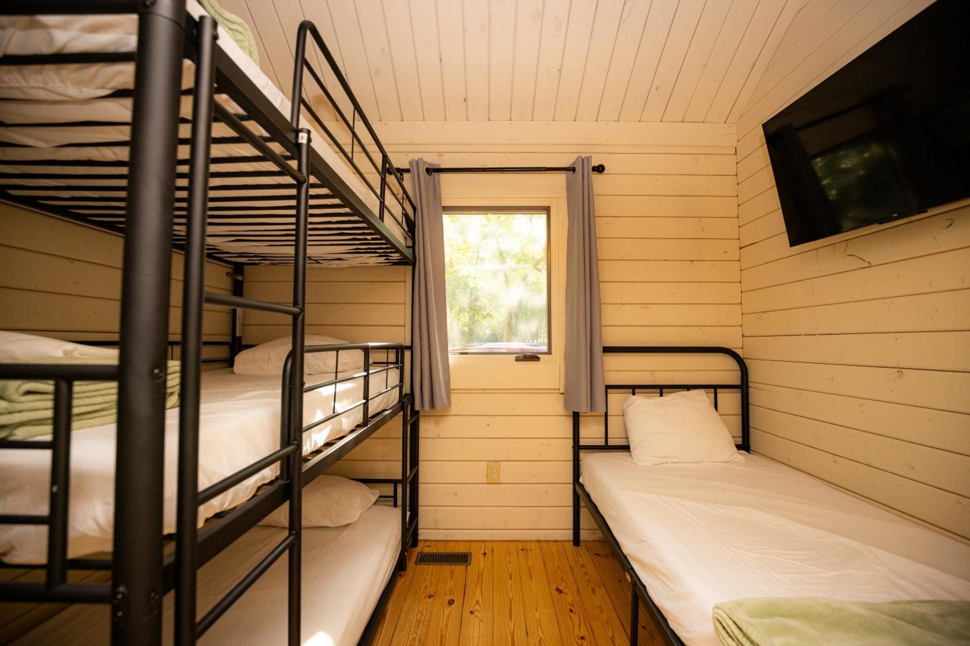 Hotel Carowinds Camp Wilderness Charlotte Exterior foto